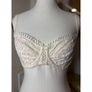 Victoria's Secret Dream Angels unlined lace balconette bra ivory 32DD